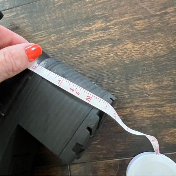 Andre Assous Milla Lug Sole Bootie NWOT - Picture 7 of 7